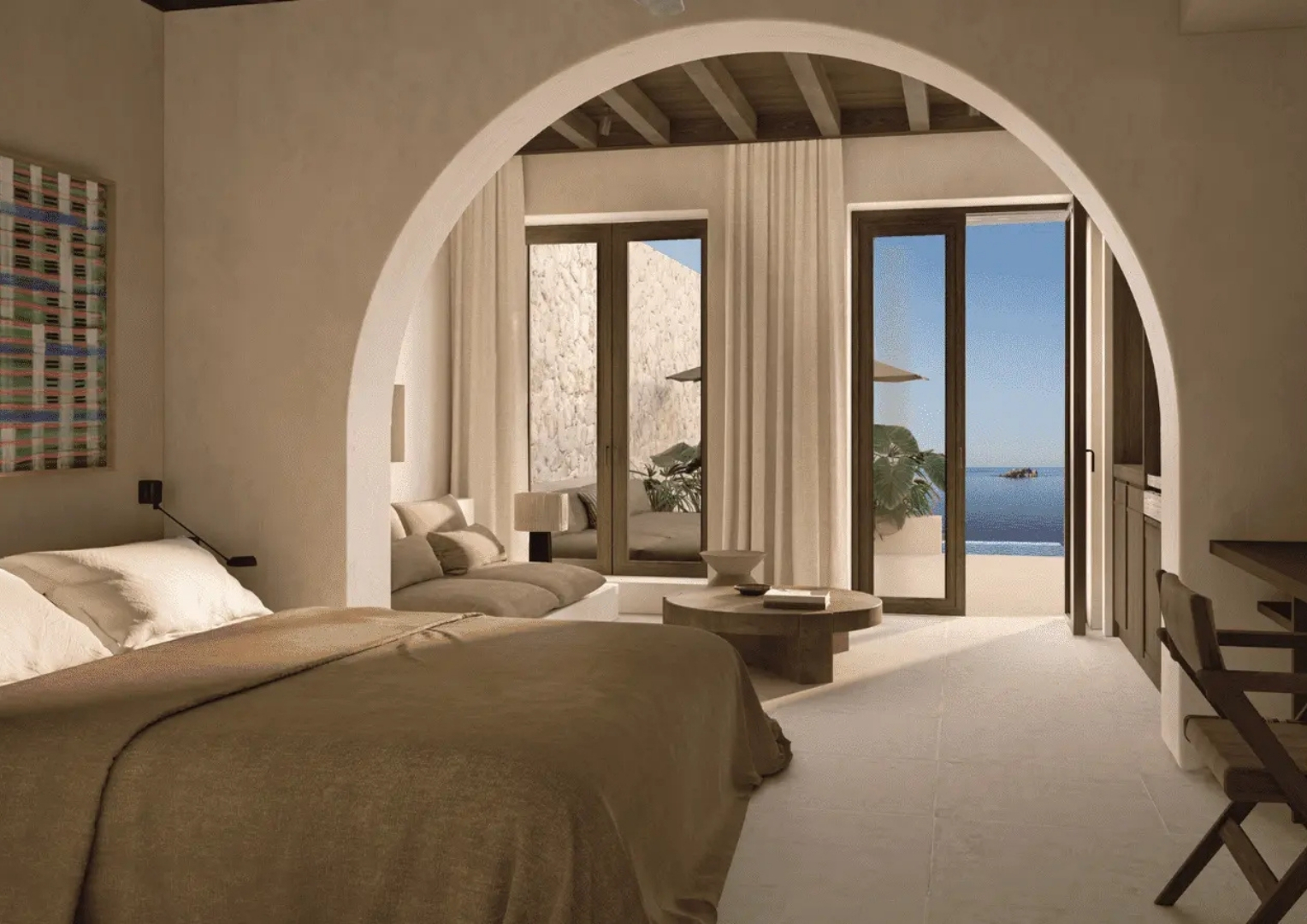 Luura Paros Cliff