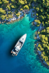 luxury Yacht charter